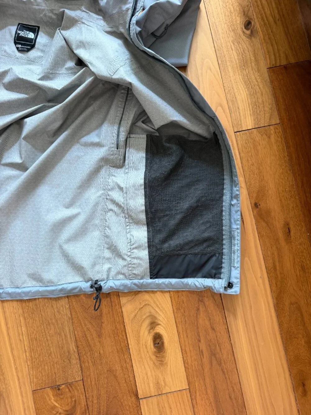 The North Face Venture Jacket Men's Medium Gray Lightweight Rain Shell